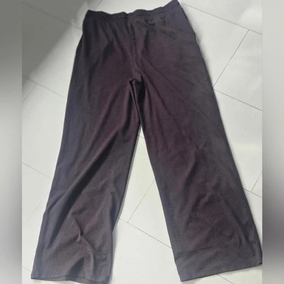 Vuori Women's Java Wide Leg Pants NWOT, Size L - Picture 2 of 4